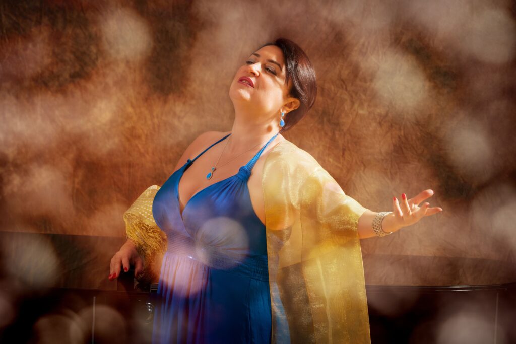 New York City, singer in opera